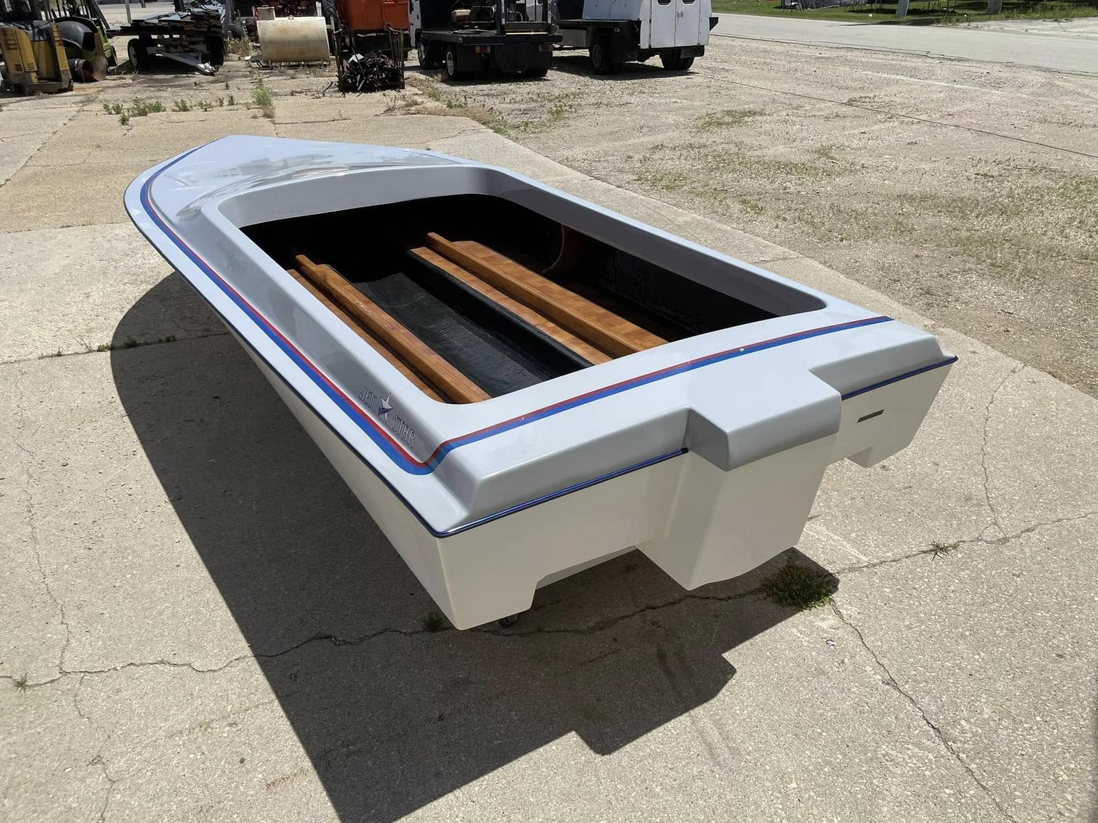19ft Dragster Tunnel - back view